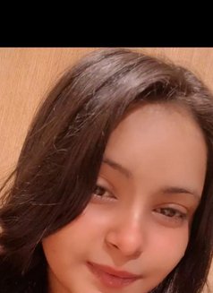 Zareen - escort in New Delhi Photo 10 of 21