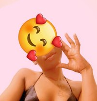 ZARI - escort in Pune Photo 3 of 4