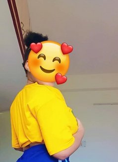 Zari - escort in Hyderabad Photo 3 of 5