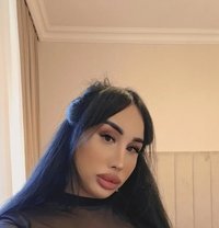 Zarina - Transsexual escort in İstanbul