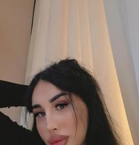 Zarina - Transsexual escort in İstanbul