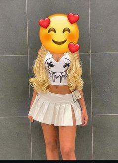 Zarina - escort in Ahmedabad Photo 5 of 8