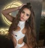 Zarina newest party babe - escort in Hong Kong Photo 1 of 4