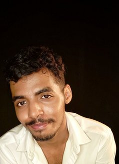 Zaro Veyn - Acompañantes masculino in Coimbatore Photo 4 of 6