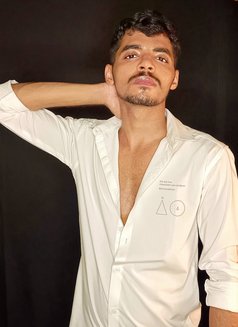 Zaro Veyn - Acompañantes masculino in Coimbatore Photo 5 of 6