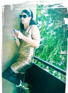 Zaru - Transsexual escort in London, Ontario Photo 2 of 2