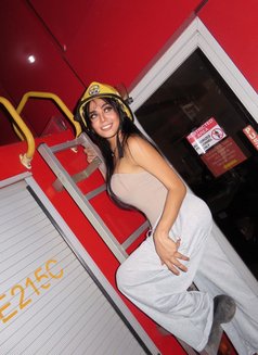 Zavia Khalifa - Transsexual escort in Taipei Photo 5 of 7