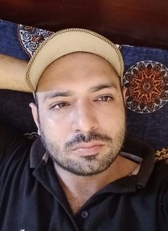 Zawiyar - Acompañantes masculino in Rāwalpindi Photo 1 of 1