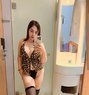 Zayaha - escort in Singapore Photo 1 of 5