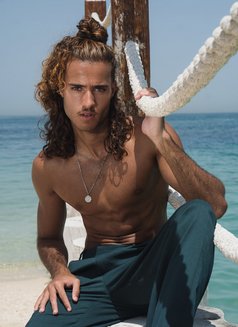 Zayan - Male escort in Dubai Photo 6 of 6