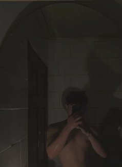 Zayd - Male escort in Riyadh Photo 8 of 30