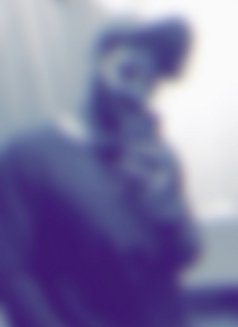 Zayn - Male escort in Mumbai Photo 1 of 3