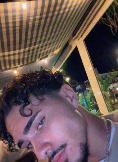 Zayn - Male escort in Abu Dhabi Photo 4 of 5