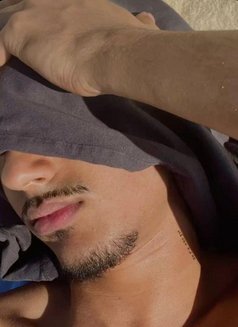 Zayn - Male escort in Abu Dhabi Photo 5 of 5