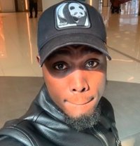 Zayn - Male companion in Phuket