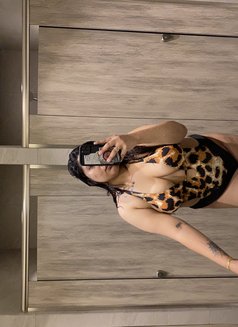 Zayne - escort in Manila Photo 3 of 3