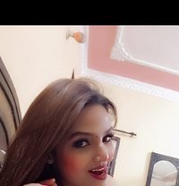 Zayra - puta in Chandigarh