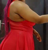 Zayra - puta in Riyadh