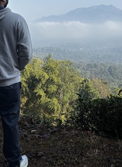 Ze94 Available in Mumbai or Also Webcam - Acompañantes masculino in Mumbai Photo 2 of 2