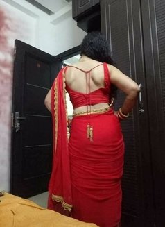 Zeba Curvy Housewife Lady - escort in Muscat Photo 2 of 3