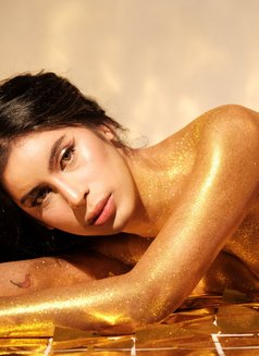 Zebbydom - Transsexual escort in Singapore Photo 2 of 8