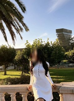 Zee - escort in Dubai Photo 3 of 11