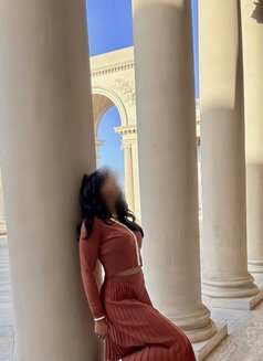 Zee - escort in Dubai Photo 8 of 11