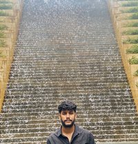 Zee - Male escort in Mumbai