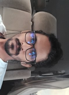 Zee - Male escort in Colombo Photo 1 of 1