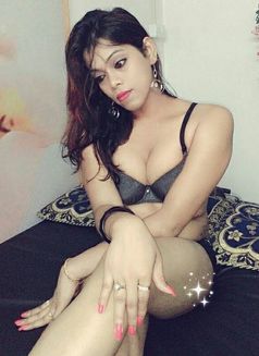 ZeennatShemale - Transsexual escort in Kolkata Photo 6 of 14