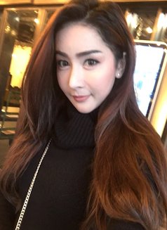 Zeesha - escort in Hong Kong Photo 3 of 9