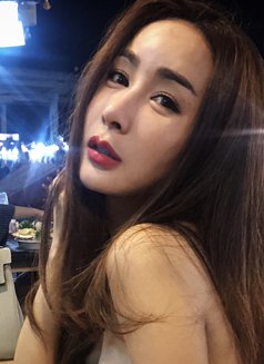 Zeesha - escort in Hong Kong Photo 8 of 9