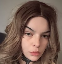 Zeeyah - escort in Tirana