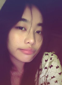 Zeeyah - escort in Amman Photo 1 of 3