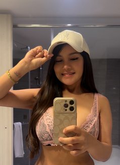 ZEFANIA - escort in Taipei Photo 19 of 20