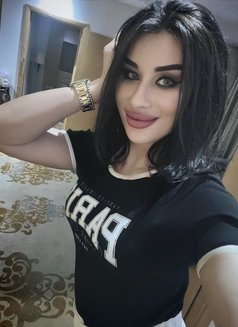 IZABELLA horny - Acompañantes transexual in Riyadh Photo 18 of 22