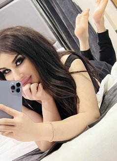 IZABELLA horny - Transsexual escort in Riyadh Photo 4 of 22