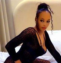 Zeina Dior - masseuse in Riyadh Photo 3 of 7