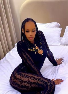 Zeina Dior - masseuse in Riyadh Photo 10 of 12