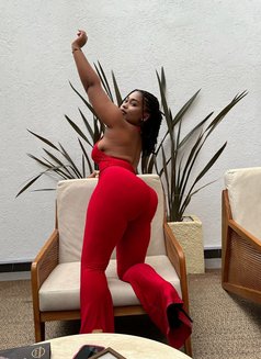 Zeina - escort in Nairobi Photo 5 of 6
