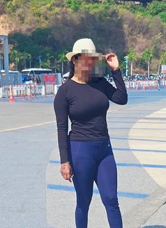 Zelena Ros - escort in Chennai Photo 10 of 11