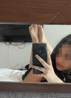 Zen - escort in Kolkata Photo 3 of 7