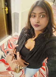 Jenny - escort in Kolkata Photo 4 of 5