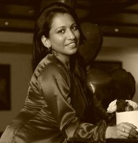 Zen Lustre - masseuse in Colombo