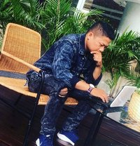 Zen Manly - Male escort in Bali