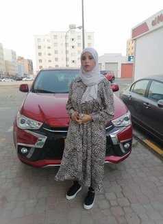 Zenab - escort in Muscat Photo 1 of 2