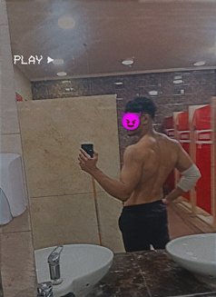 Zeninx - Male escort in Cairo Photo 6 of 7