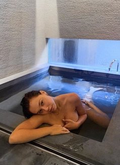 Zennure Temur - escort in Riyadh Photo 2 of 8