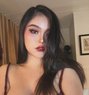 zeny - escort in Manila Photo 5 of 8