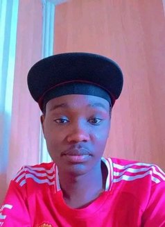 Zephyr - Male escort in Nairobi Photo 5 of 10